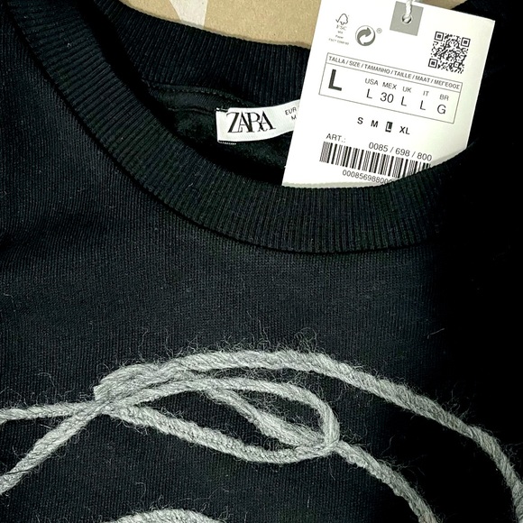 Printed Sweatshirt - Picture 8 of 8